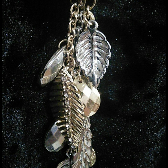 Necklace - Picture 3 of 6